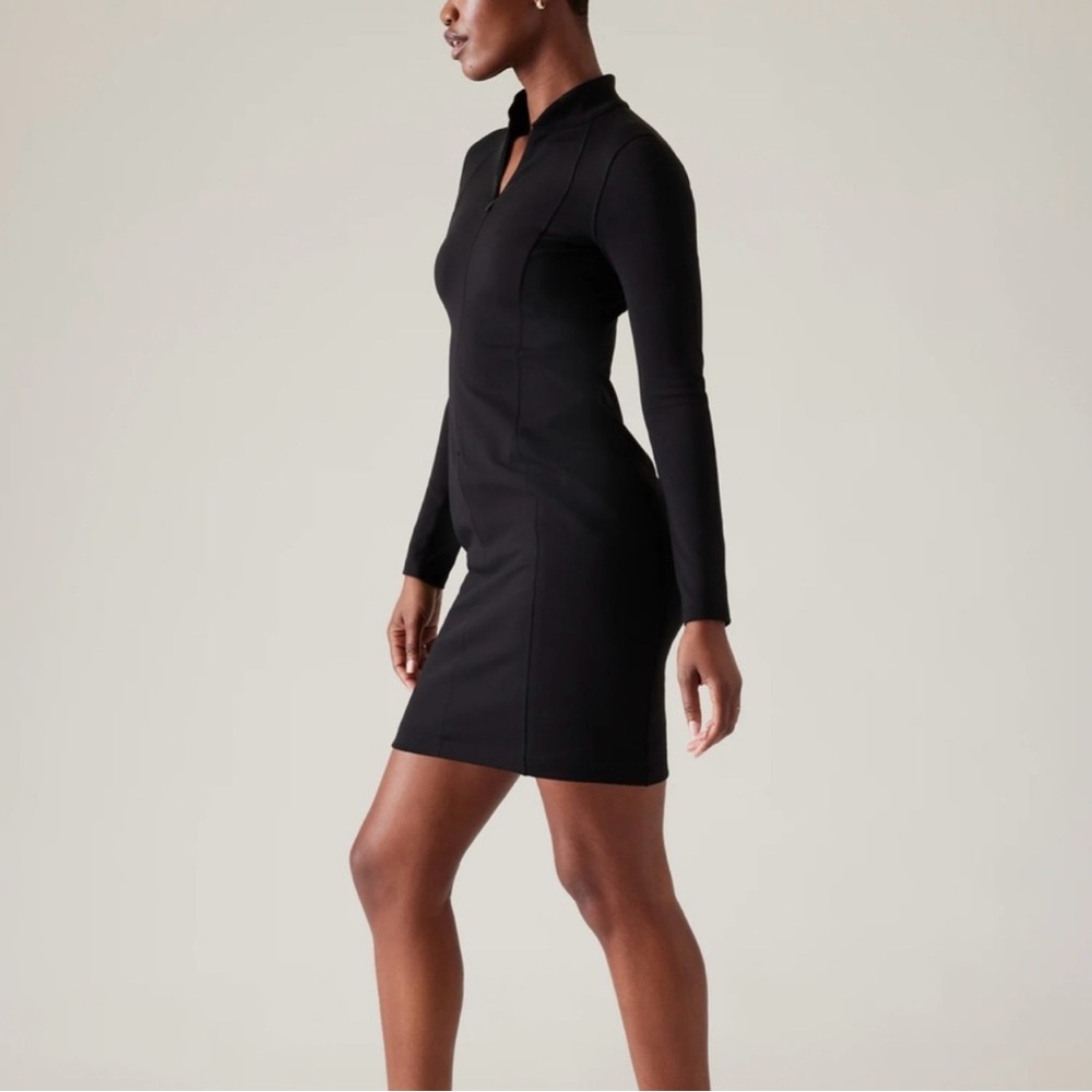 Athleta Delancey Skyline Dress